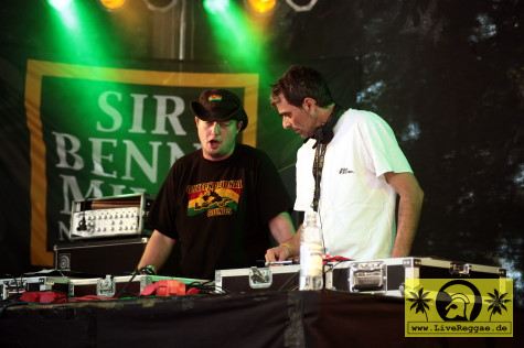 Brimstone and Fire (D) with Outernational Sound 13. Reggae Jam Festival - Bersenbrueck 12. August 2007 (12).JPG